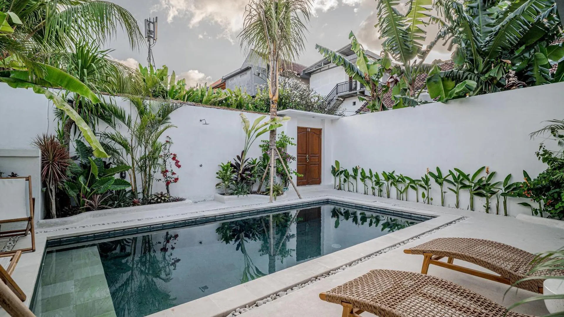 Villa Lemone Braban By Bali Villa Solutions 塞米亚克 印尼