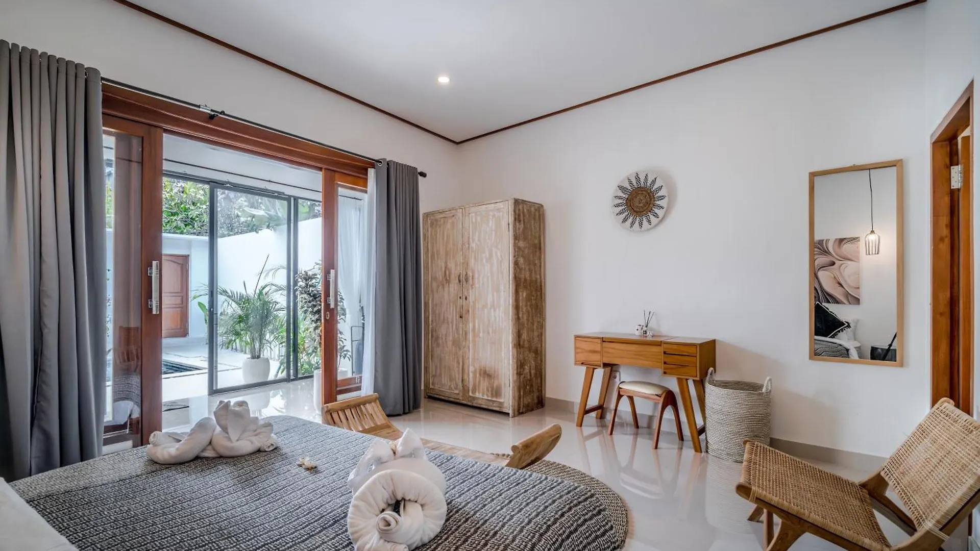 Villa Lemone Braban By Bali Villa Solutions Seminyak